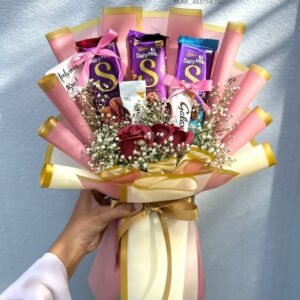 Luxury chocolate hampers with Red Roses